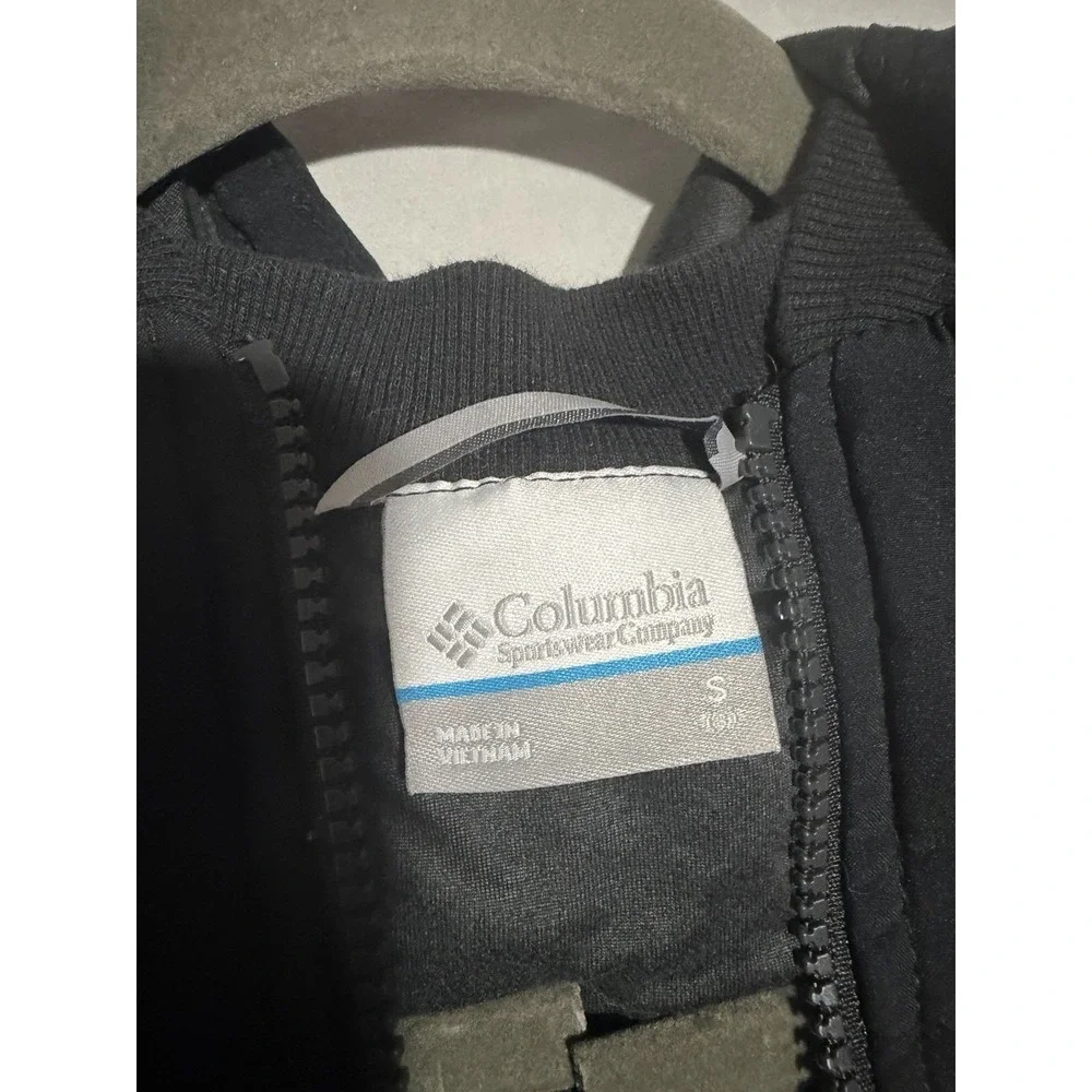 Columbia Sportswear Black Zip Up Jacket w/hood youth‎ Small #573